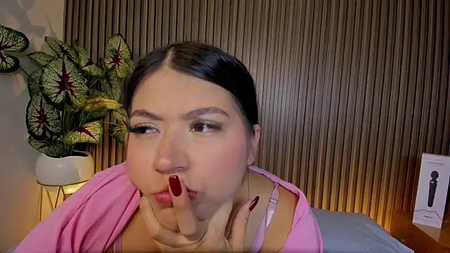 anagil  online show from December 4, 7:44 pm