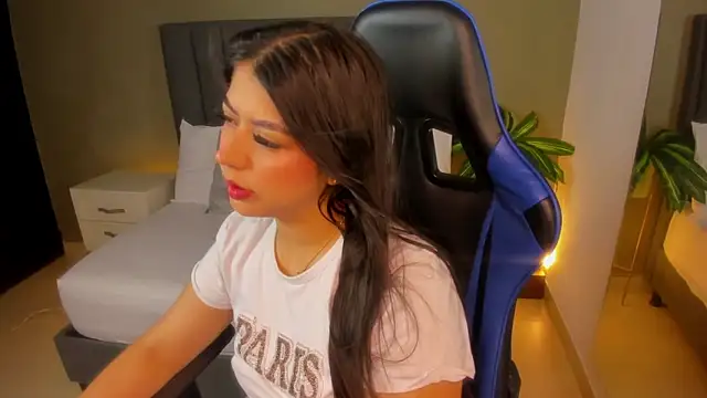 anagil  online show from April 8, 1:44 pm