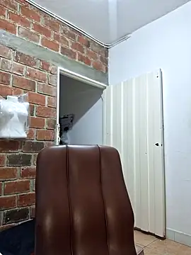 Snapshot of NARNYALABELLA chatting on September 24, 10:46 pm NARNYALABELLA online show from September 24, 10:46 pm