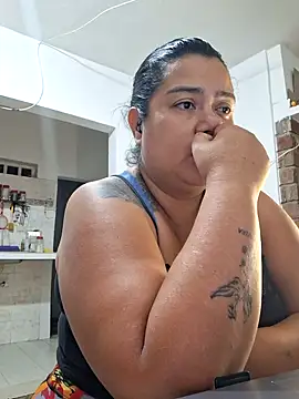 Snapshot of NARNYALABELLA chatting on October 4, 12:41 am NARNYALABELLA online show from October 4, 12:41 am