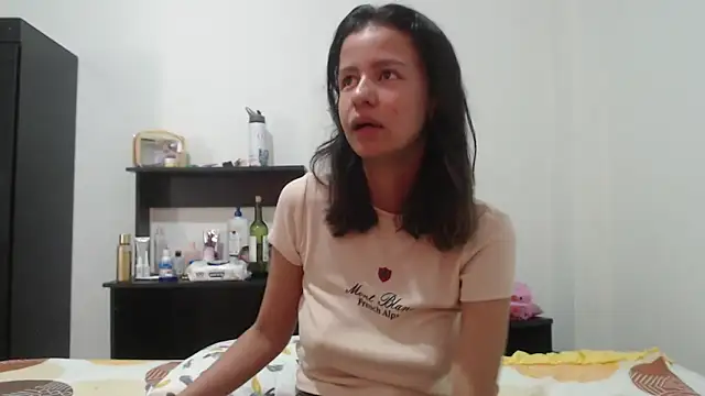 nathaly jones  online show from May 24, 12:32 pm