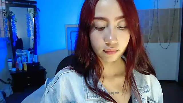 Snapshot of evali16 chatting on November 14, 10:40 pm evali16 online show from November 14, 10:40 pm