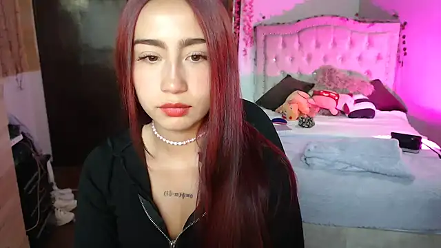 Snapshot of evali16 chatting on November 25, 10:32 pm evali16 online show from November 25, 10:32 pm