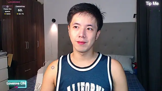 Addictiveboi online show from January 7, 2:25 am