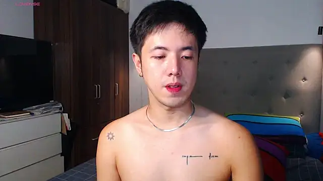 Addictiveboi online show from February 20, 3:47 am