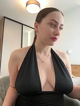 Maribelle Vinnie online show from April 17, 11:13 am