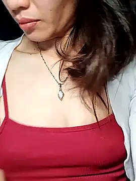 Hinna x online show from November 24, 2:28 pm