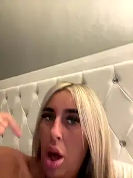 EllieMaeBaby online show from September 13, 9:14 pm