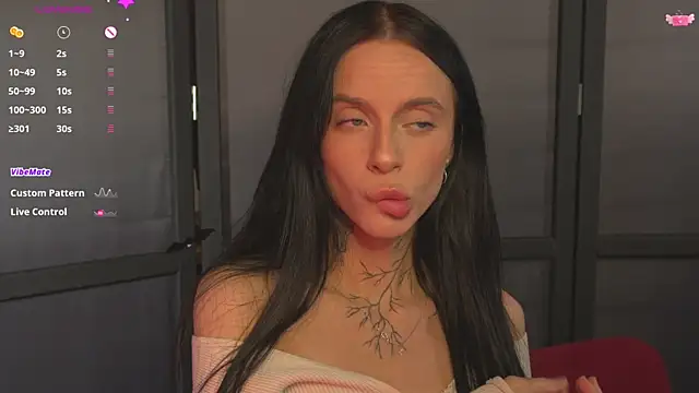 livia starwars online show from November 27, 9:17 pm