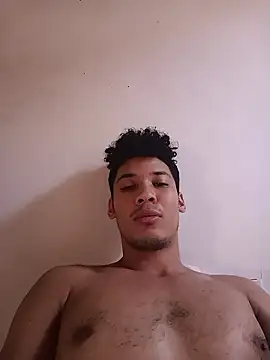 Snapshot of RuiMaddoox chatting on January 8, 12:40 pm RuiMaddoox online show from January 8, 12:40 pm