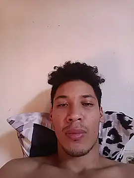 Snapshot of RuiMaddoox chatting on January 11, 2:00 pm RuiMaddoox online show from January 11, 2:00 pm