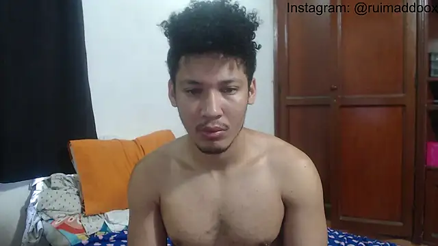 Snapshot of RuiMaddoox chatting on March 23, 12:09 pm RuiMaddoox online show from March 23, 12:09 pm