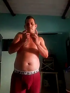 Snapshot of Kars1721 chatting on February 17, 12:45 pm Kars1721 online show from February 17, 12:45 pm