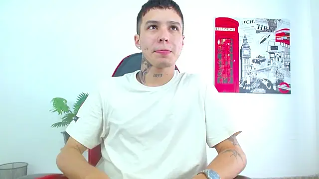 Cumandres18 online show from December 19, 2:35 pm