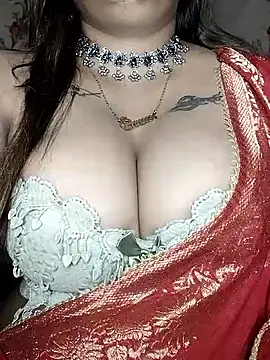 Shiny HOT01 online show from January 10, 5:37 pm