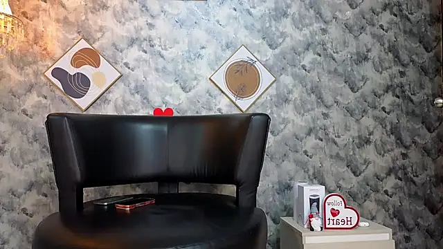 Apolo rousse1 online show from February 23, 9:34 pm