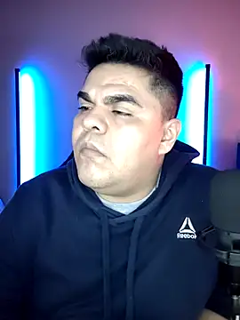 perversus12 online show from February 24, 8:01 am