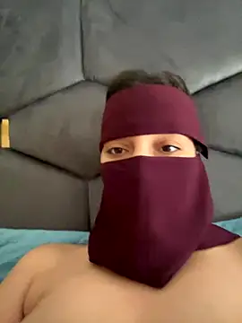 Rabroba89six online show from September 19, 5:35 pm