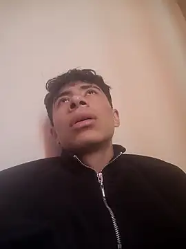 Snapshot of Rolito69 chatting on September 21, 9:16 pm Rolito69 online show from September 21, 9:16 pm