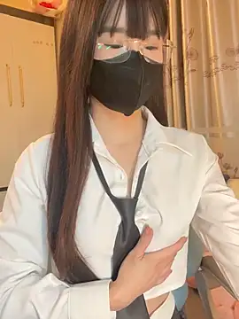 Snapshot of Dior_baby chatting on February 2, 2:54 am Dior baby online show from February 2, 2:54 am