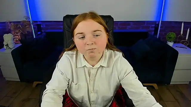 KattyRose8 online show from September 18, 5:42 am