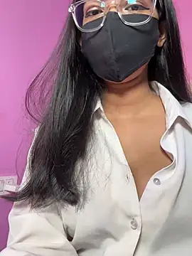 Neha18 online show from June 23, 1:53 pm