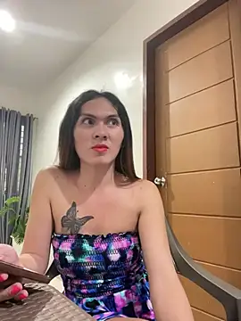 Snapshot of Pinkyweb_03 chatting on March 10, 7:13 am Pinkyweb 03 online show from March 10, 7:13 am