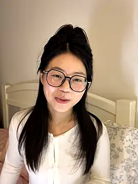 Ella-A9 online show from November 13, 3:55 pm