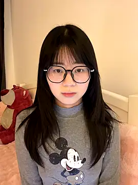 Ella-A9 online show from December 3, 3:32 pm