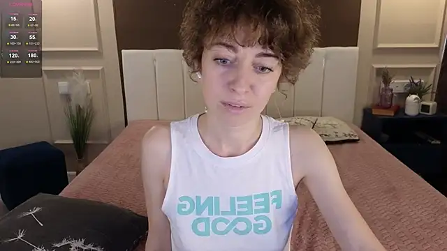 Snapshot of daniellia_ chatting on September 10, 8:14 am daniellia online show from September 10, 8:14 am