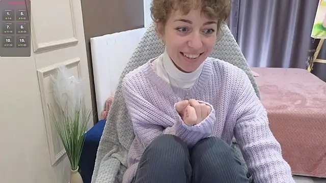 Snapshot of daniellia_ chatting on September 17, 8:05 am daniellia online show from September 17, 8:05 am