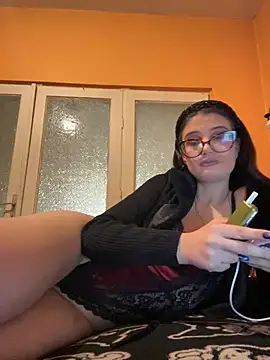 Snapshot of Larra69 chatting on January 11, 5:07 pm Larra69 online show from January 11, 5:07 pm