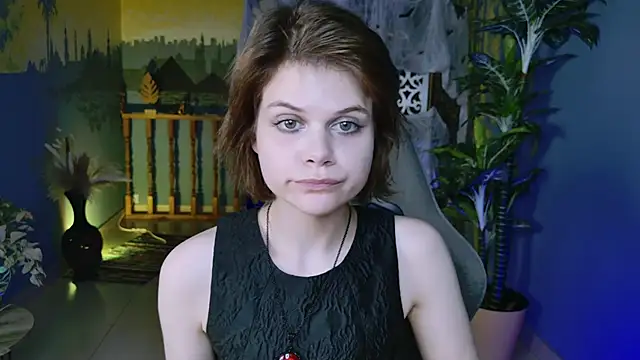 EllieMurler online show from October 31, 2:07 pm