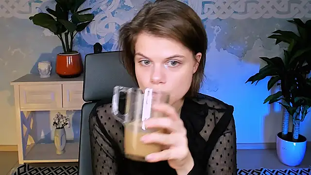 EllieMurler online show from November 28, 9:12 am