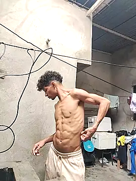 Brayanellatino online show from April 11, 1:15 pm