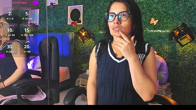 Linagh  online show from November 4, 11:42 am