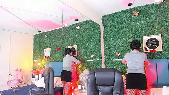 Linagh  online show from December 1, 11:59 am