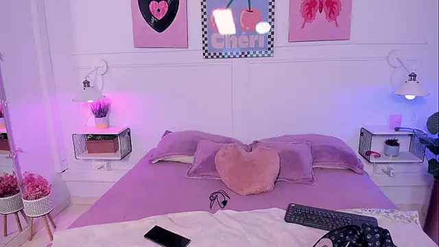 Zoe Lynch  online show from December 3, 11:52 am