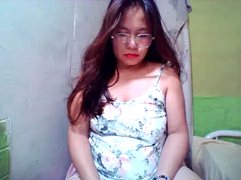 Snapshot of Bianca0516 chatting on June 19, 9:35 am Bianca0516 online show from June 19, 9:35 am
