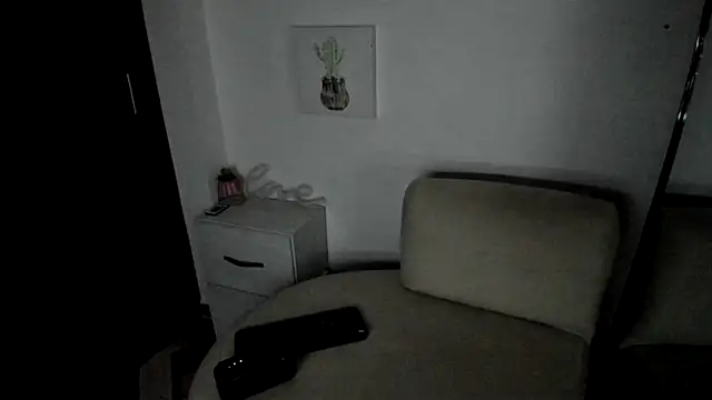 ashleycurvyy online show from March 27, 4:29 pm