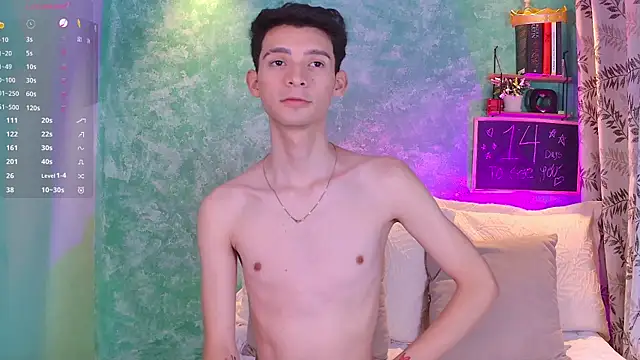 Snapshot of VicenteFerrer chatting on October 9, 10:30 pm VicenteFerrer online show from October 9, 10:30 pm