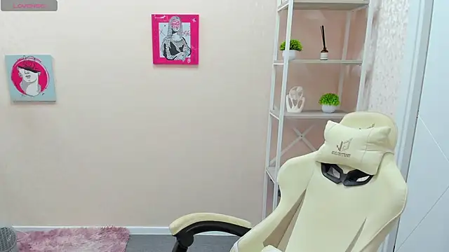 R0cket bunny online show from October 20, 1:06 am