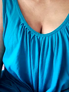 Snapshot of Mon-Shot9 chatting on September 28, 1:55 am Mon-Shot9 online show from September 28, 1:55 am