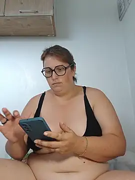 Fformesx online show from August 3, 1:16 pm