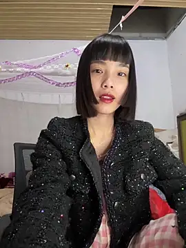 andymi1 online show from May 6, 1:36 am