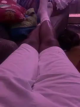 Snapshot of SirStrokesAllot chatting on October 19, 4:35 am SirStrokesAllot online show from October 19, 4:35 am