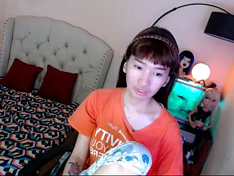 ShantalFoxxy  online show from October 29, 12:24 am