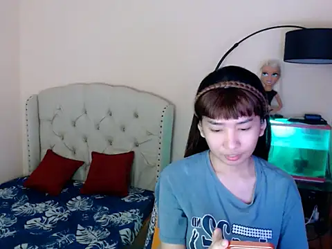 ShantalFoxxy  online show from March 4, 1:22 am