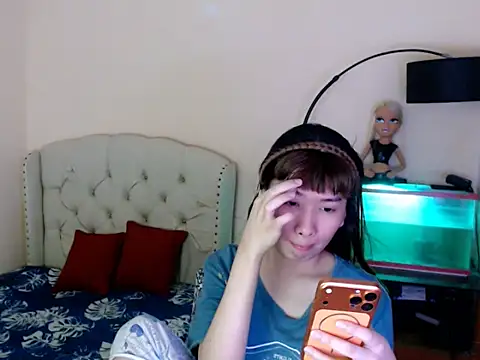 ShantalFoxxy  online show from March 23, 12:53 pm