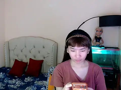 ShantalFoxxy  online show from April 8, 1:16 am